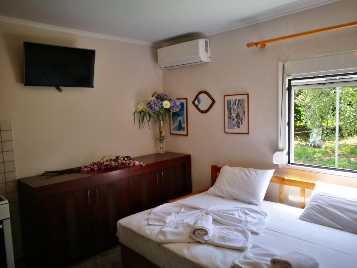 Cristi Apartments Skala Rachoni  Ngoại thất bức ảnh
